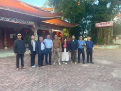 Gặp gỡ và trao đổi hợp tác với Hội Dân tộc Kinh tại Đông Hưng, Quảng Tây, Trung Quốc