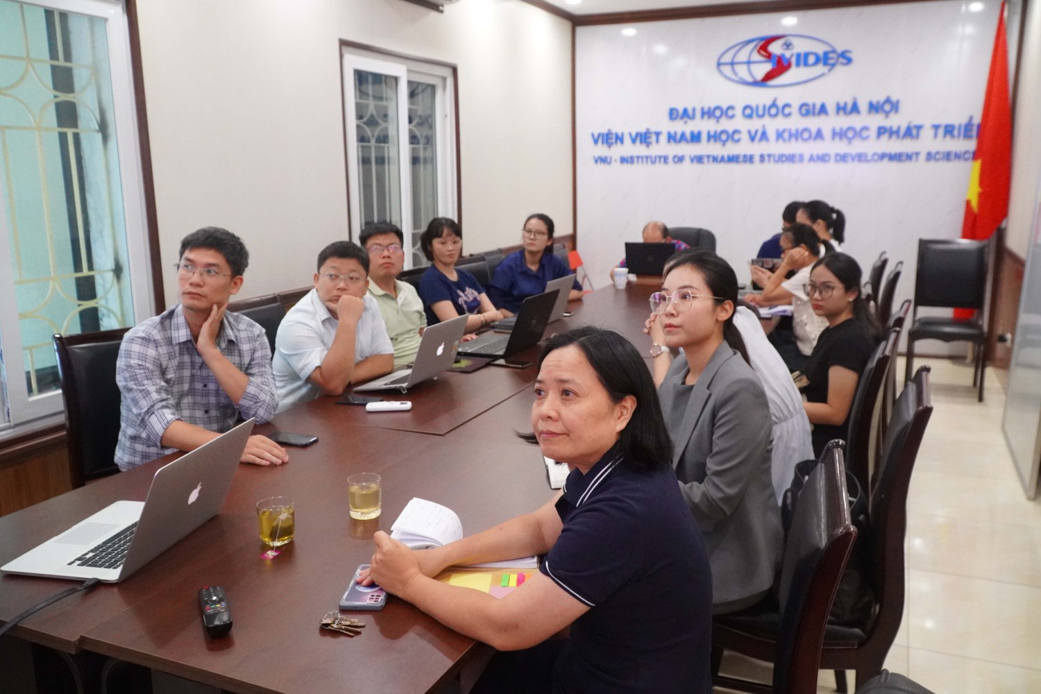 Hai hoạt động mở đầu trong chuỗi sự kiện nâng cao năng lực chuyên môn dành cho nghiên cứu sinh và học viên cao học
