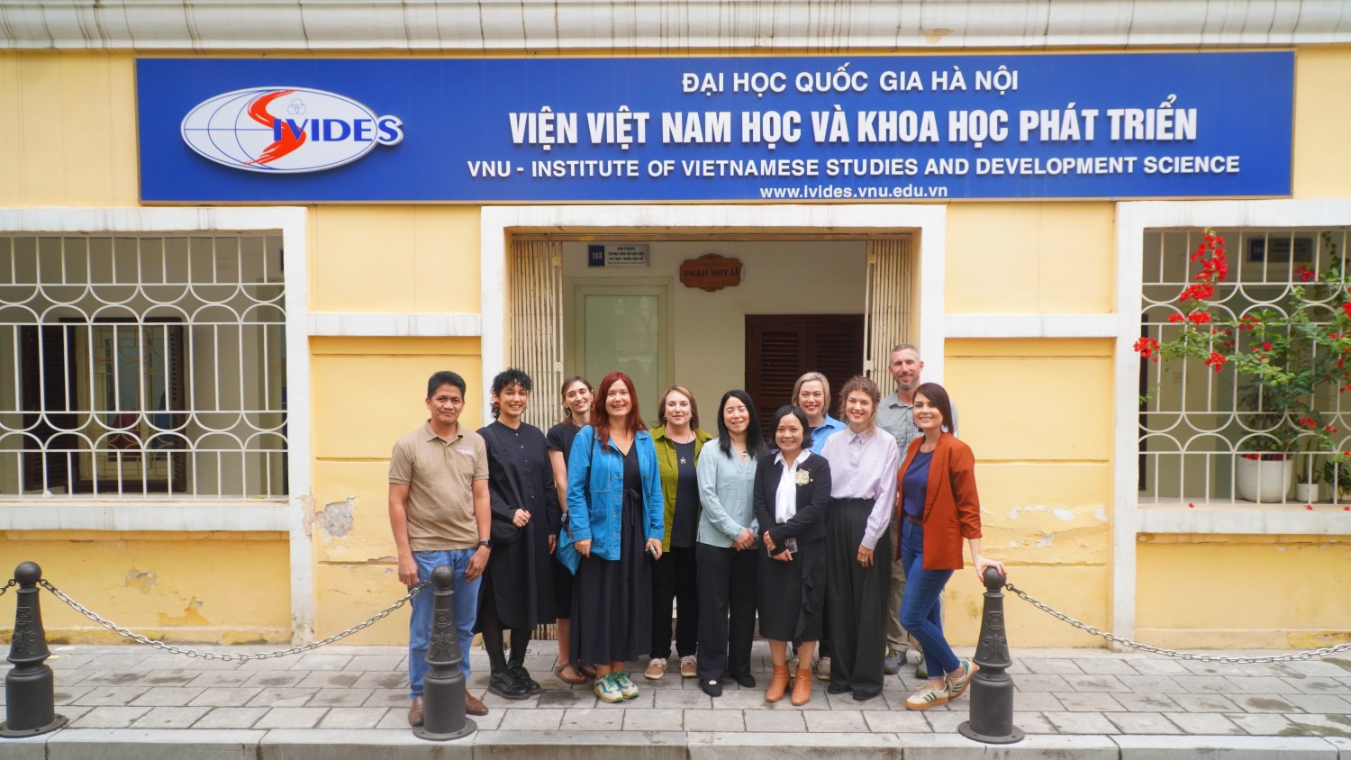 Viện Việt Nam học và Khoa học Phát triển đón tiếp đoàn CELESTE Network 2025